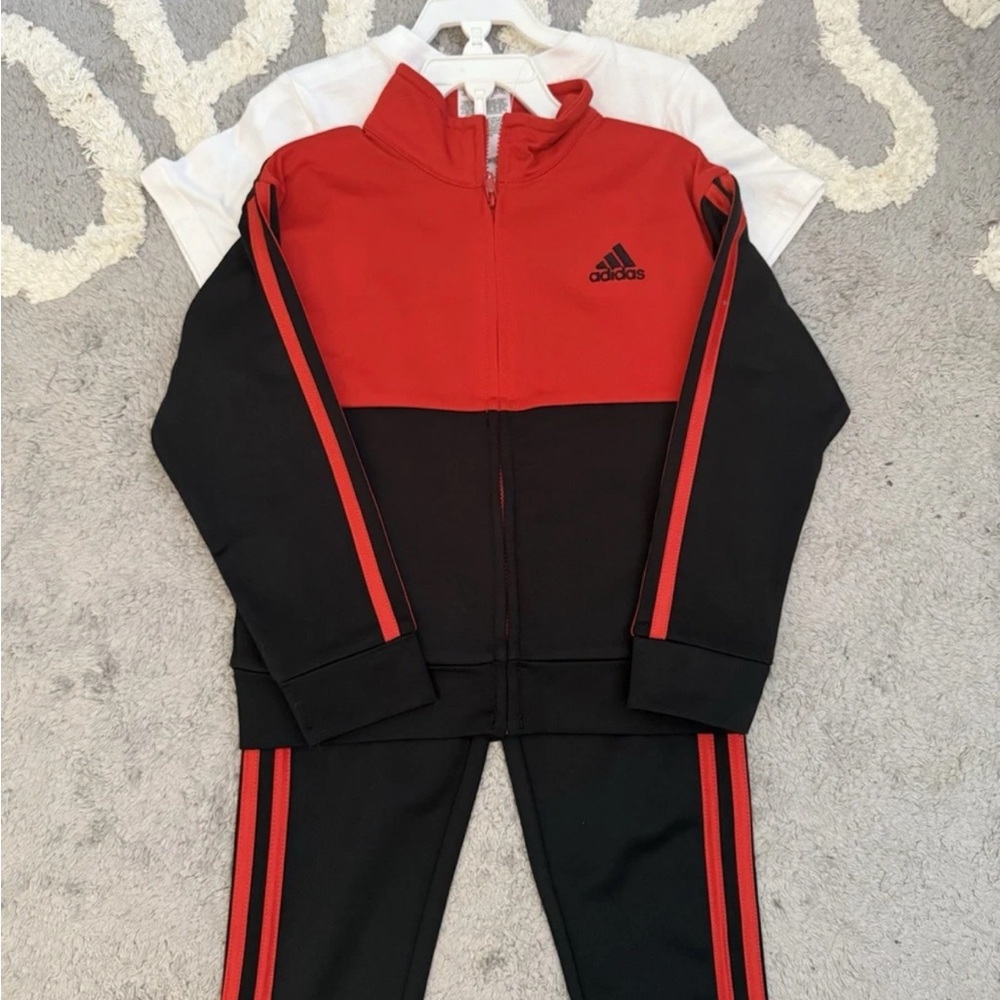 NWT - 3T Adidas Set